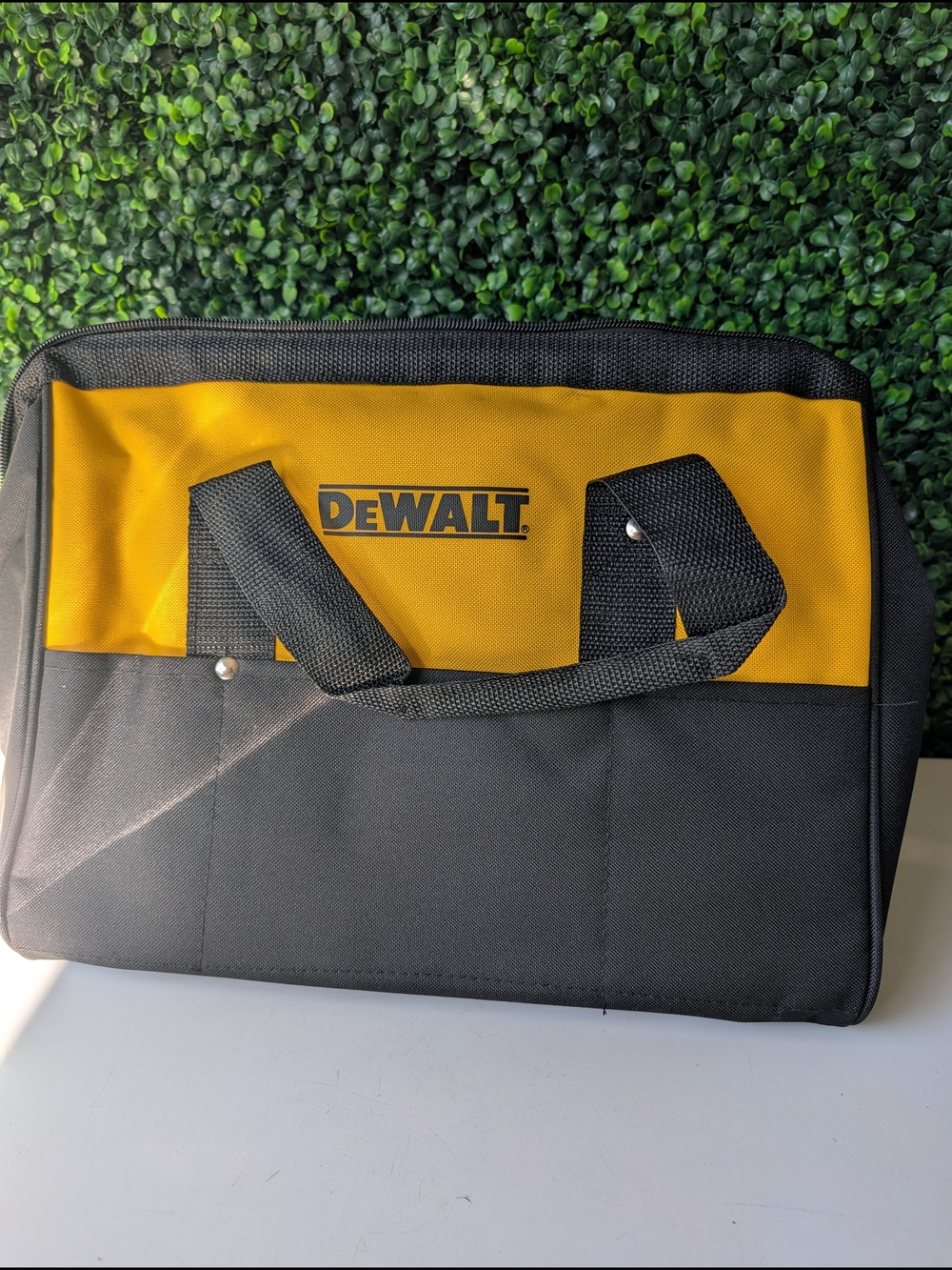 DEWALT TOOL BAG 11"X15X9